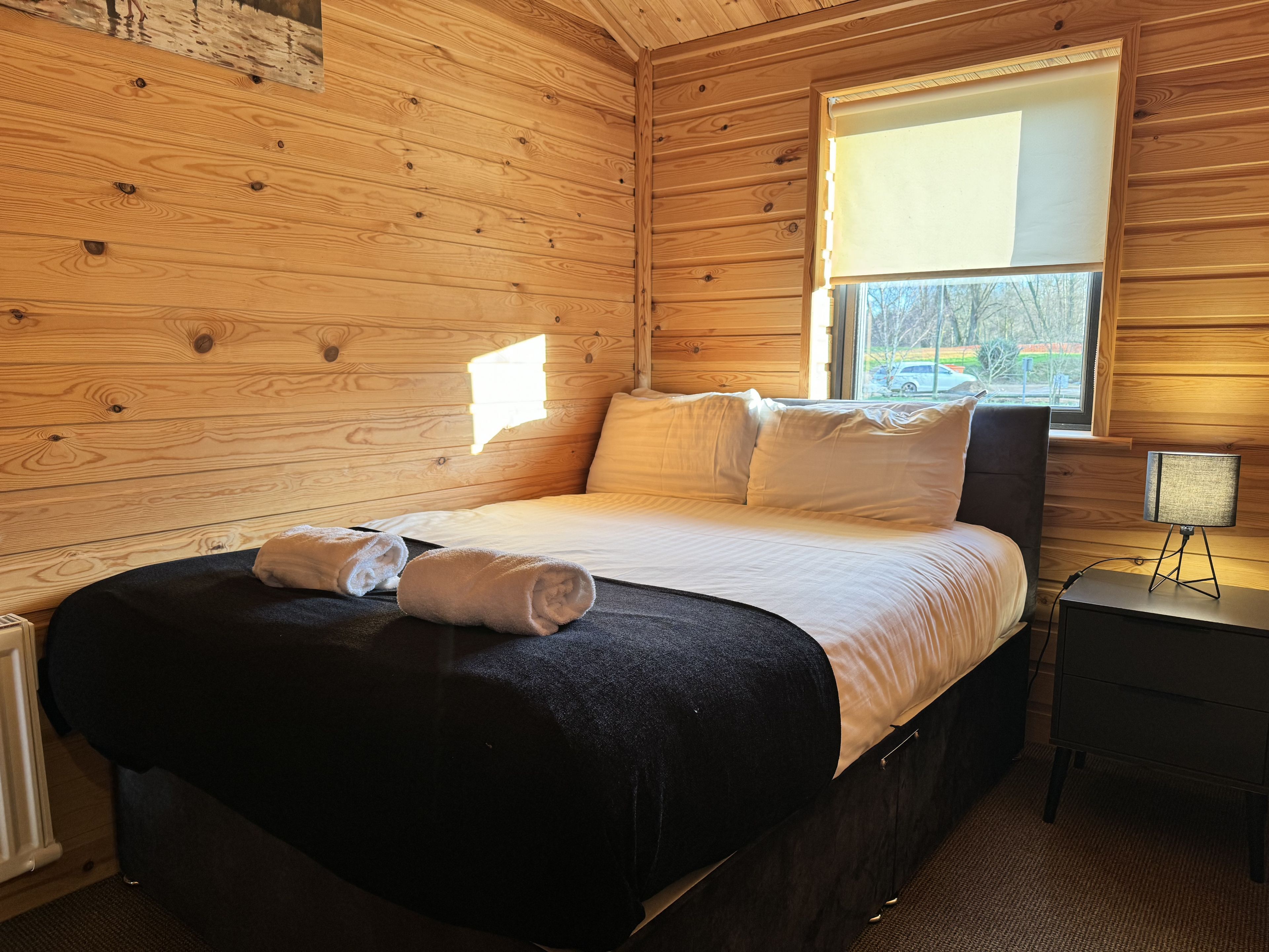 Woodlakes Cosy Larch 13 image 5