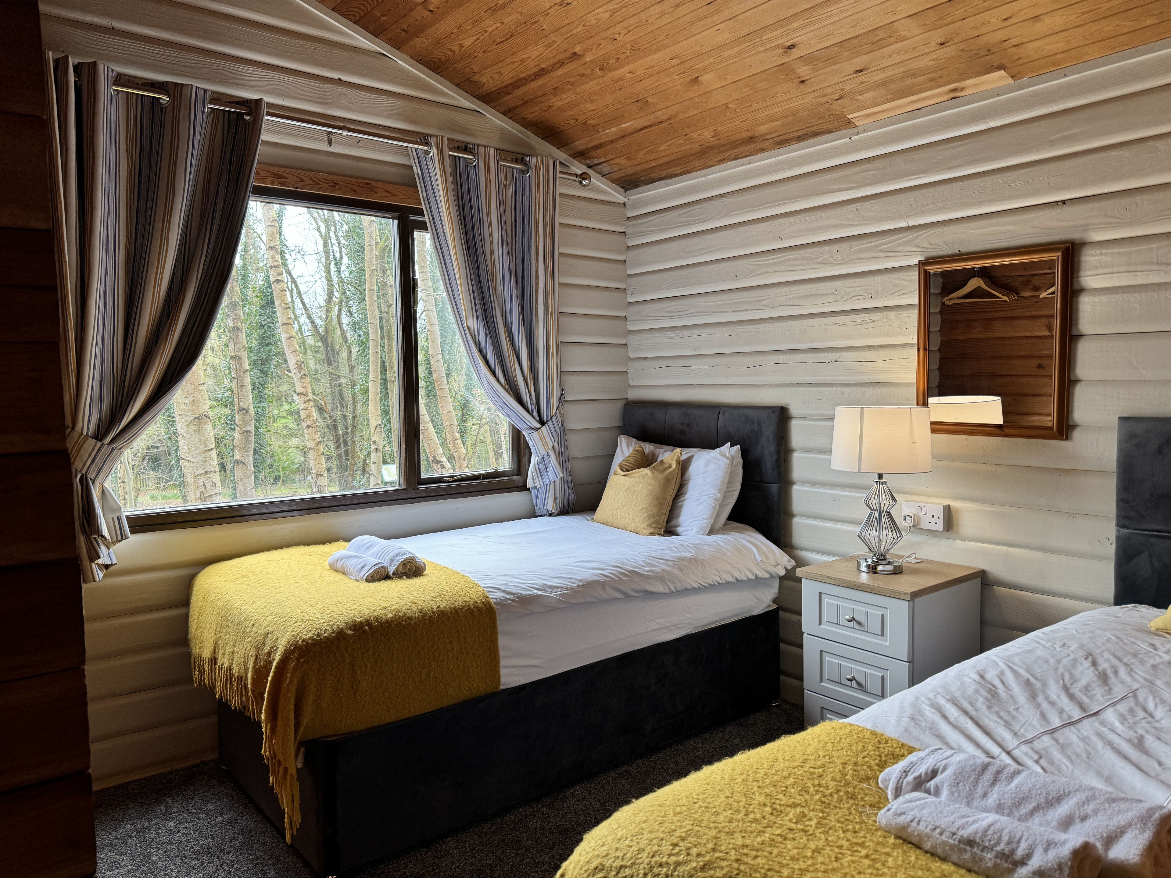 Sherwood Sylvan 7 - Love Lodge image 3