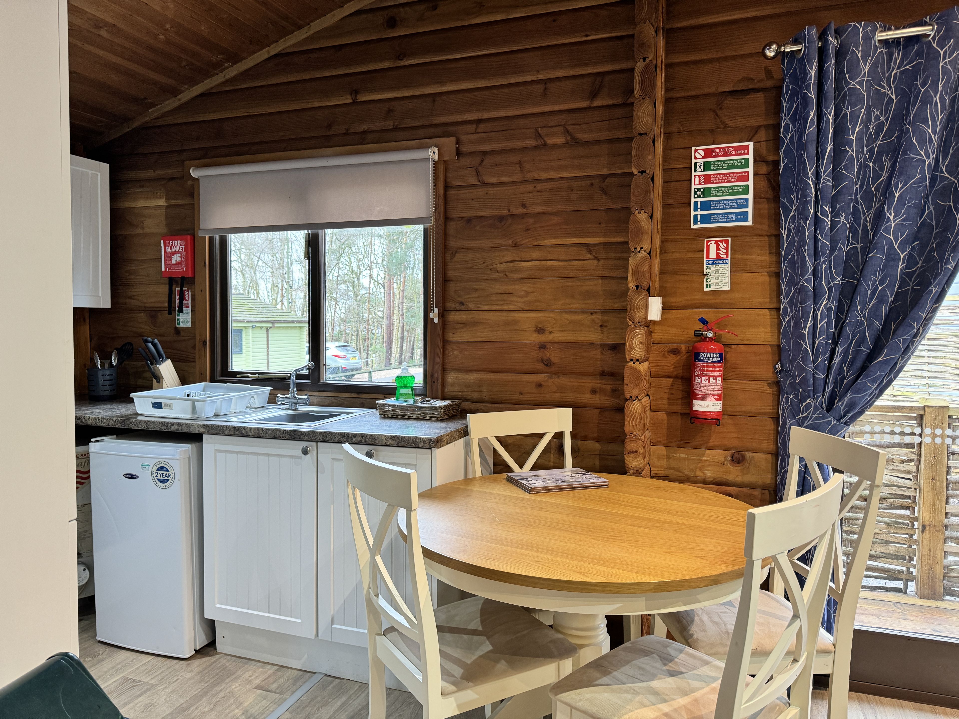 Sherwood Sylvan 7 - Love Lodge image 4