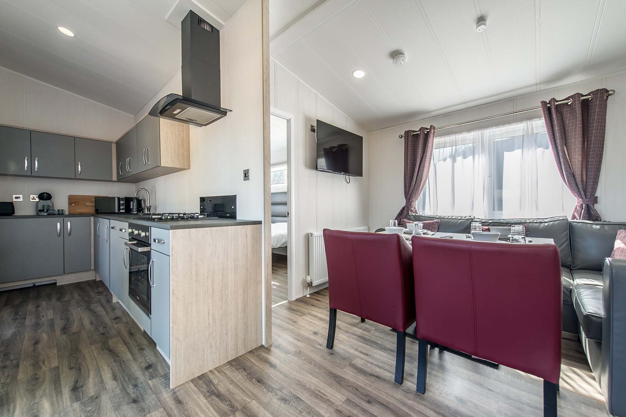 Hideaway 30 - 3 Bed Sleeps 8 image 6
