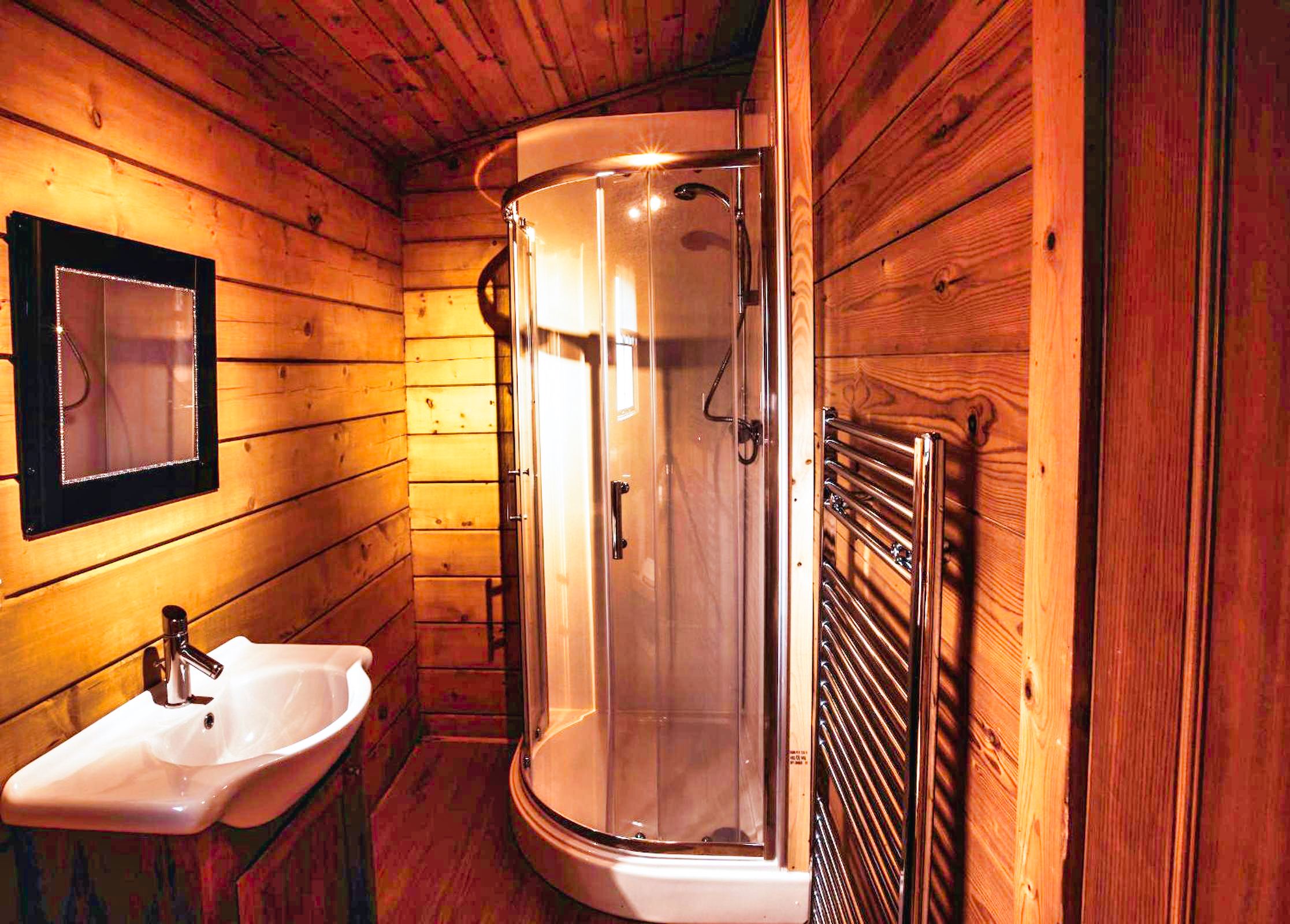 LE - Luxury Log Cabin - 30 image 7