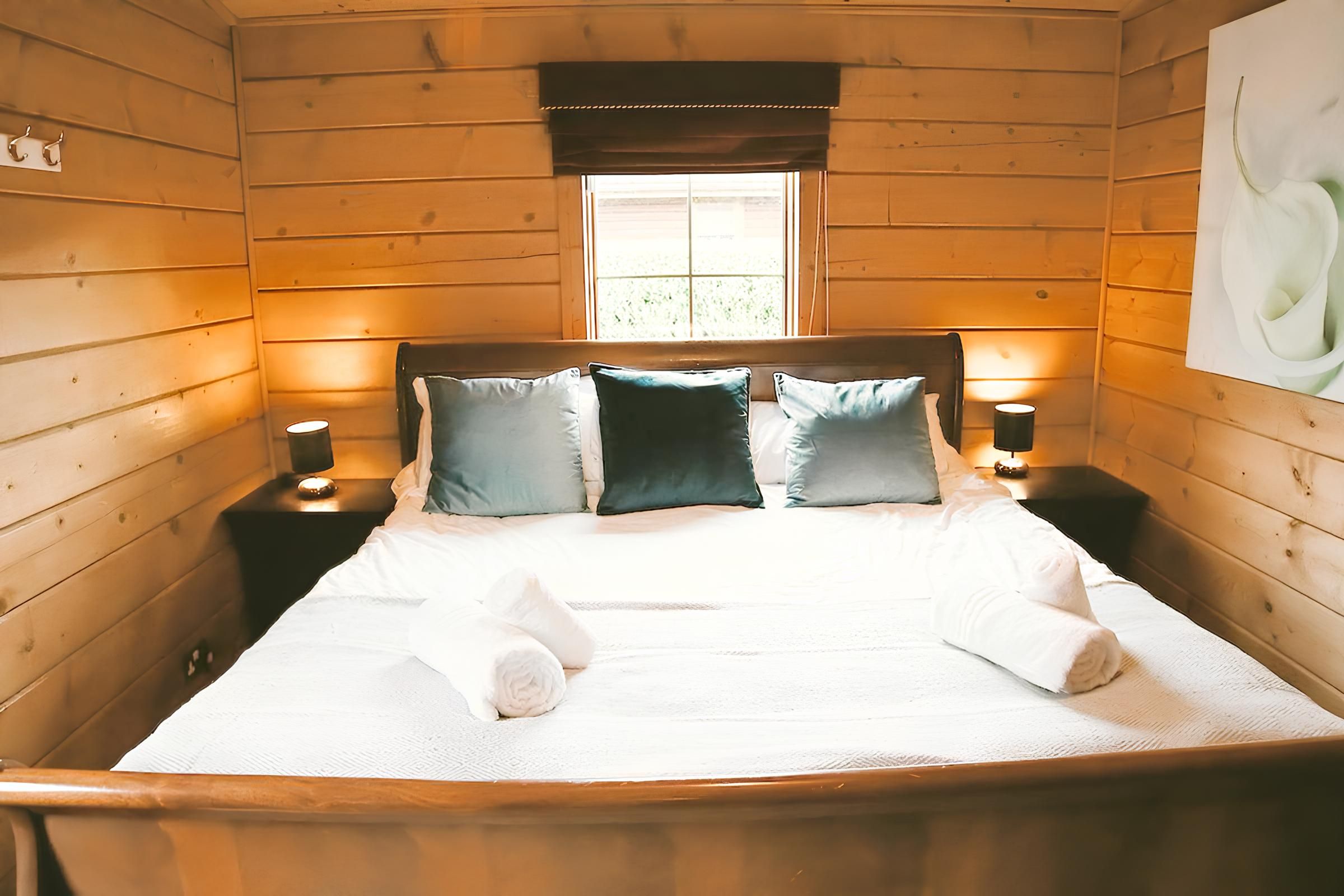 LE - Luxury Log Cabin - 30 image 9