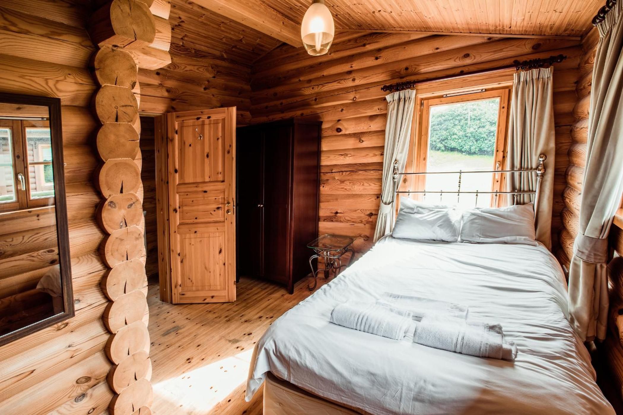 LE - Luxury Log Cabin - 20 image 5