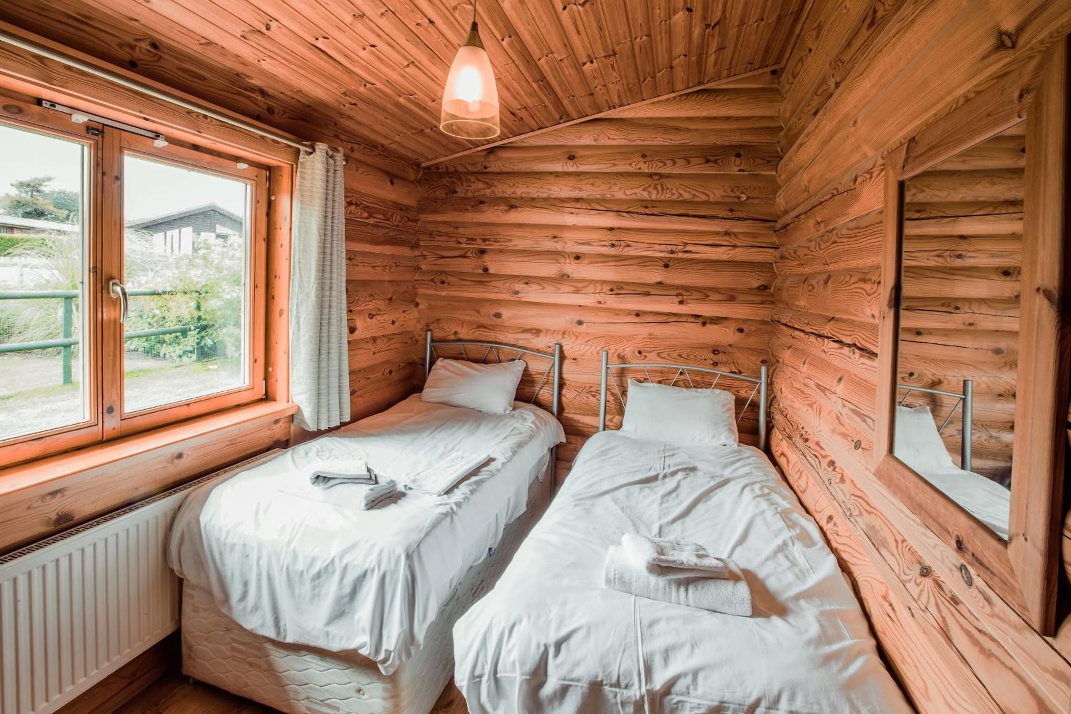 LE - Luxury Log Cabin - 20 image 6
