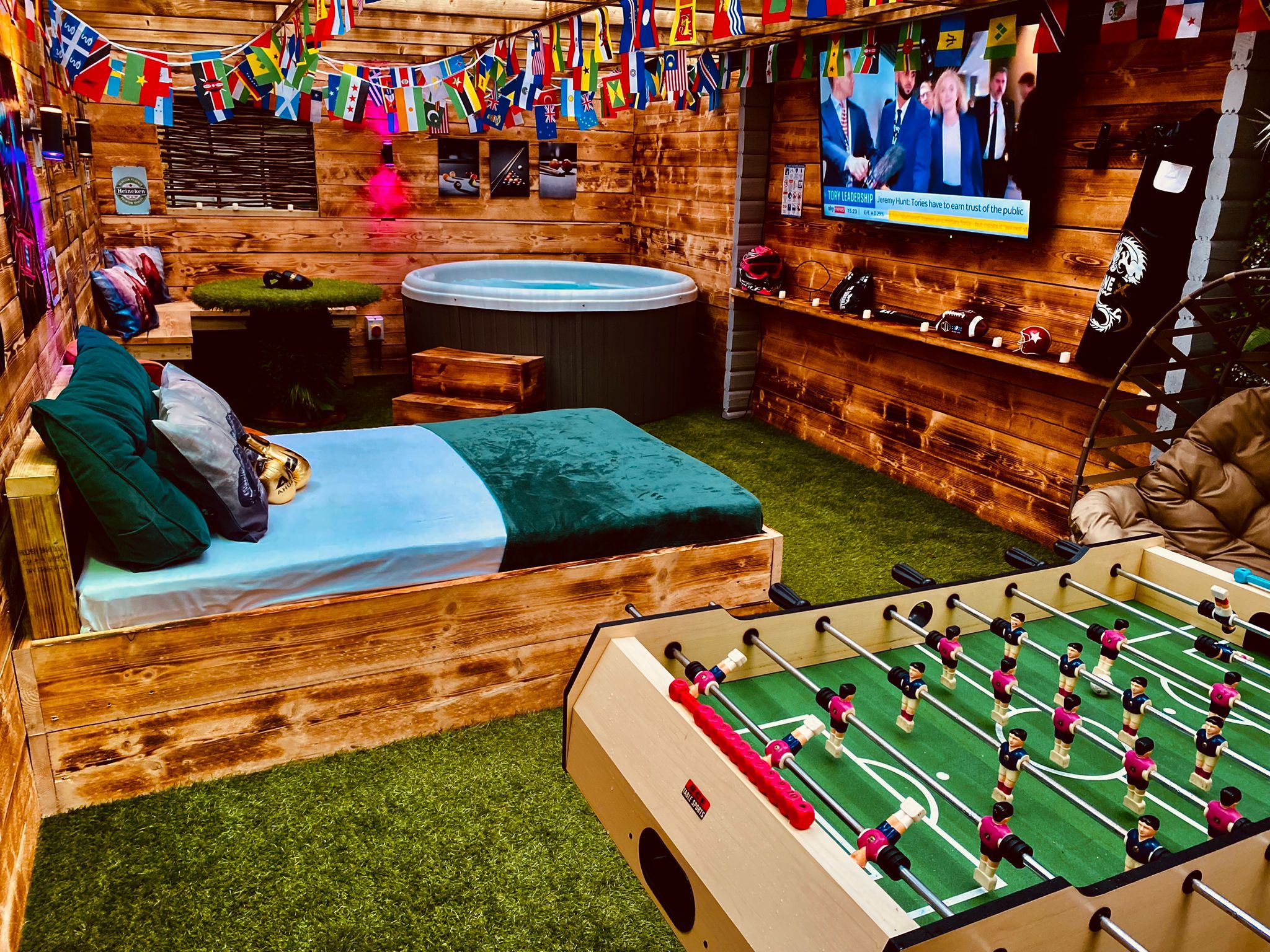 Sherwood Sylvan 3 - Sports Theme Lodge image 1