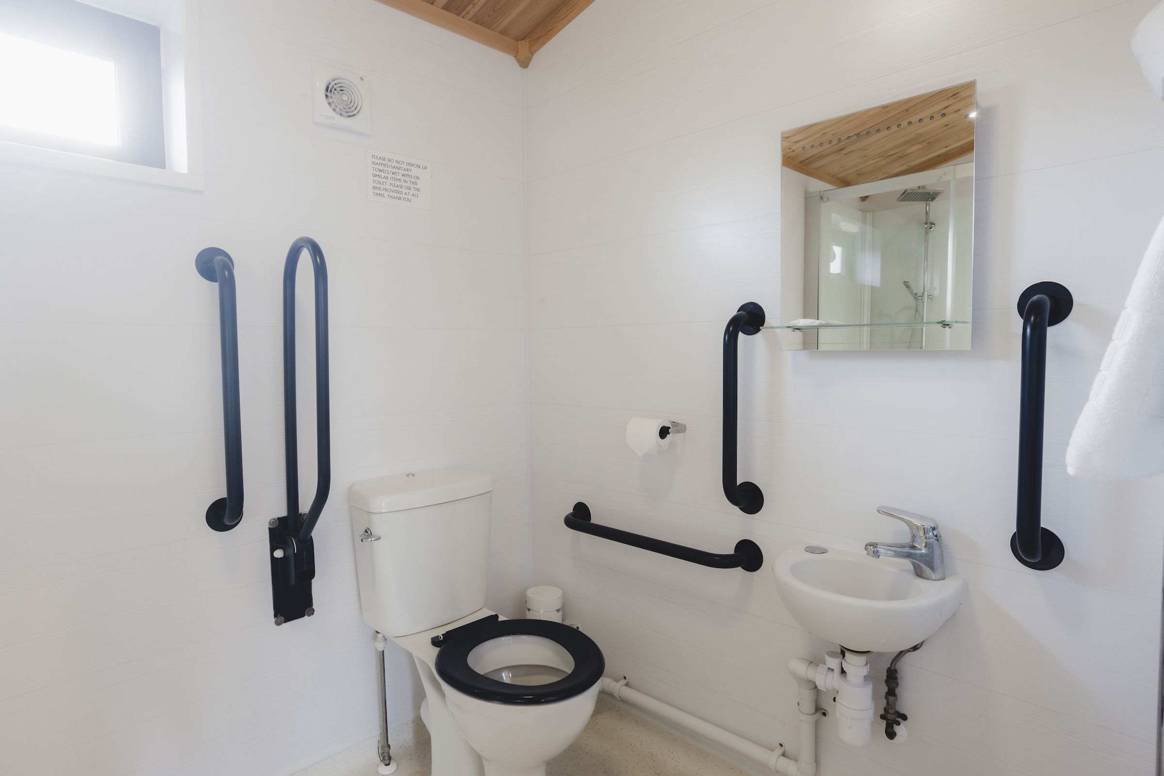 Woodlakes Larch 18  image 11