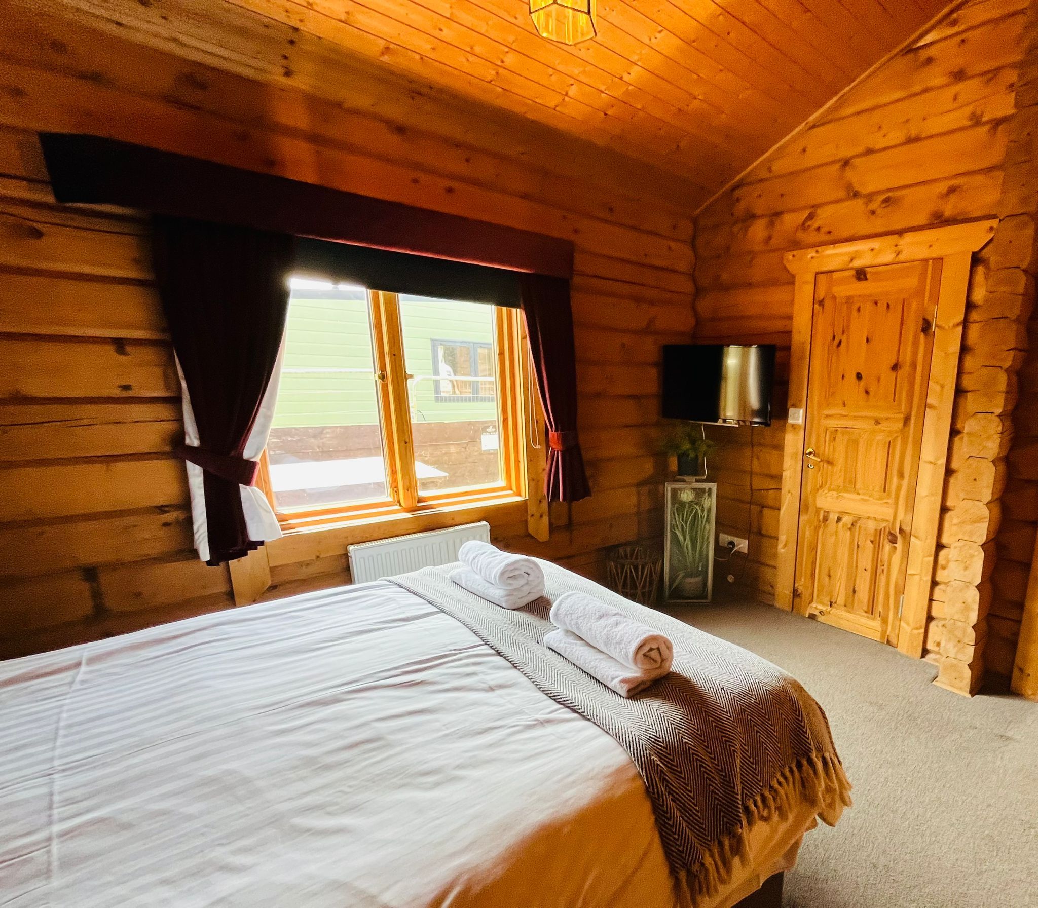 LE - Luxury Log Cabin - 19 image 7