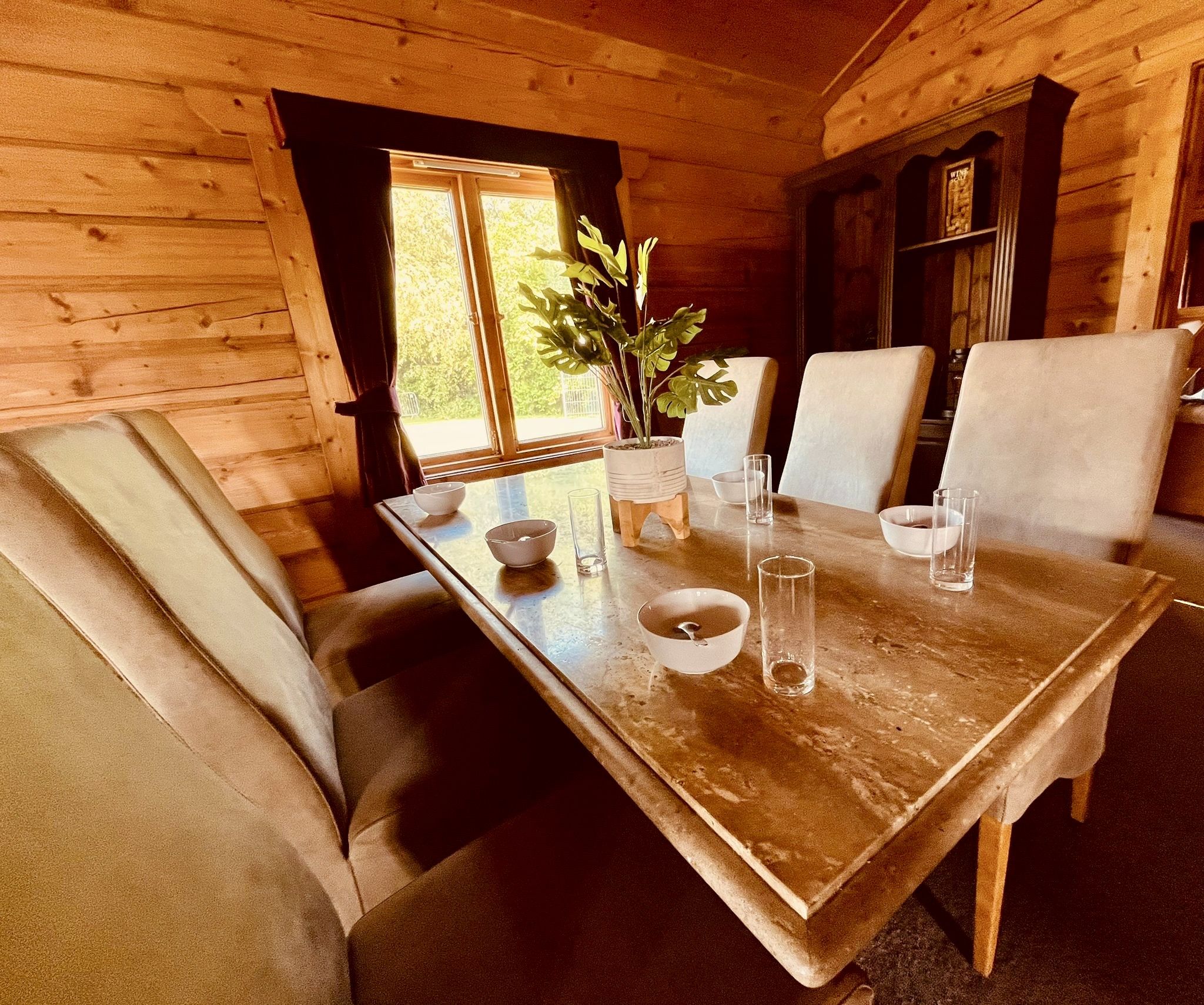 LE - Luxury Log Cabin - 26 image 11