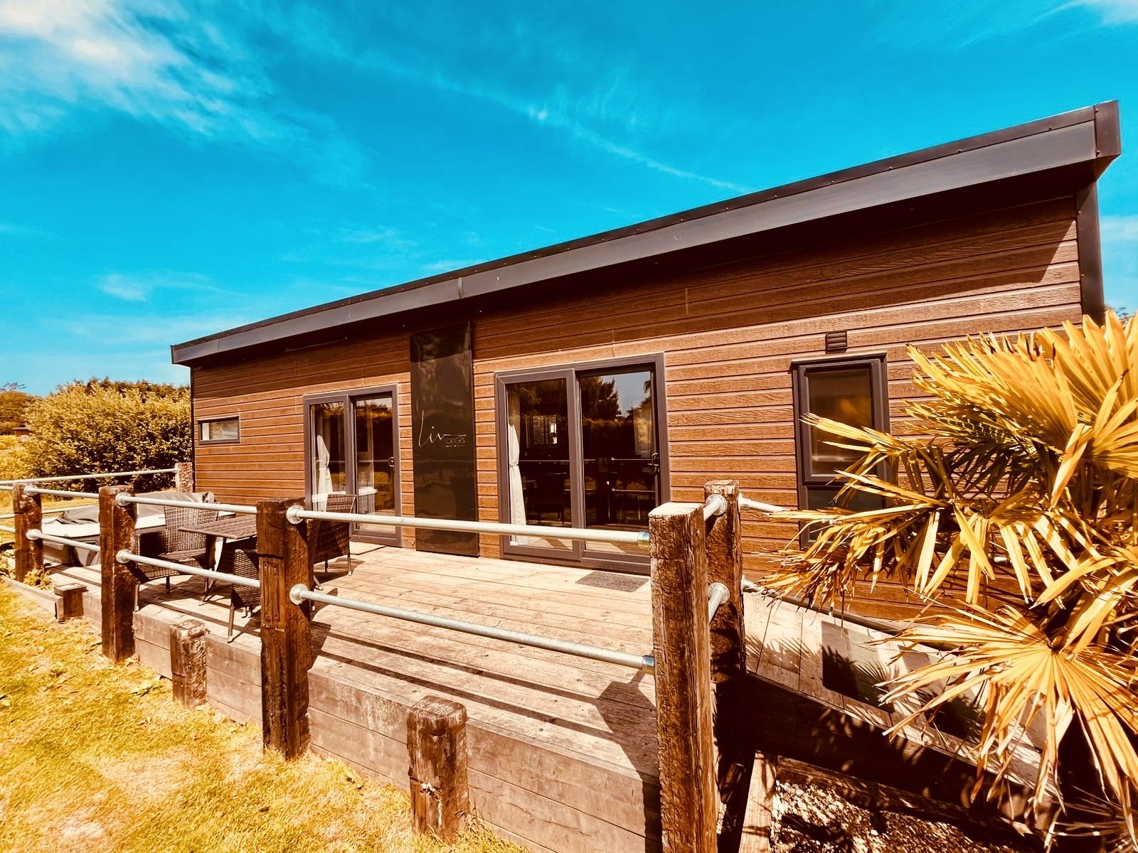 LE 6 - 3 Bed Liv Lodge image 10