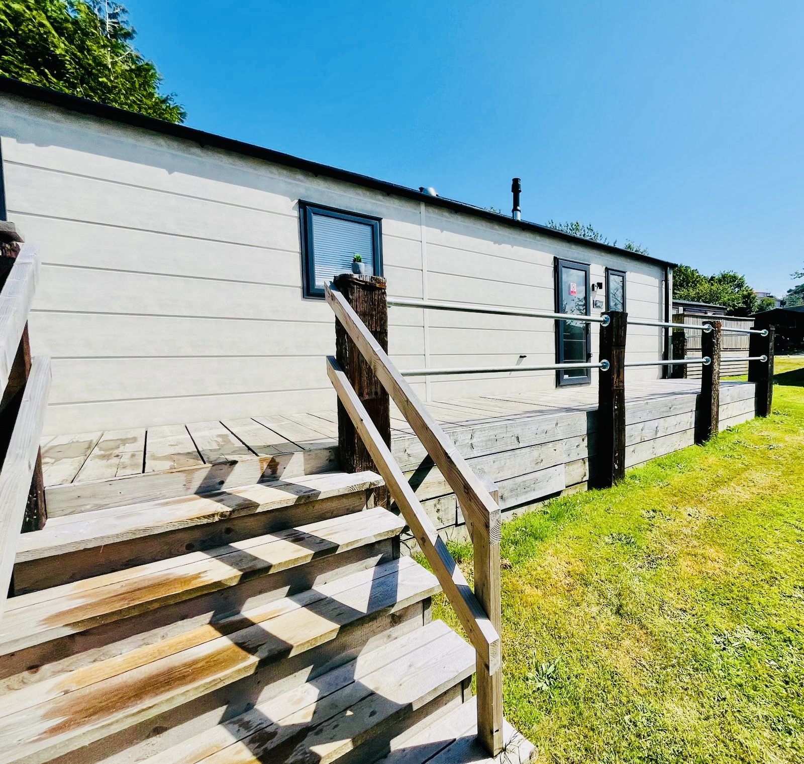 Applegrove 50 Lux Sky image 24