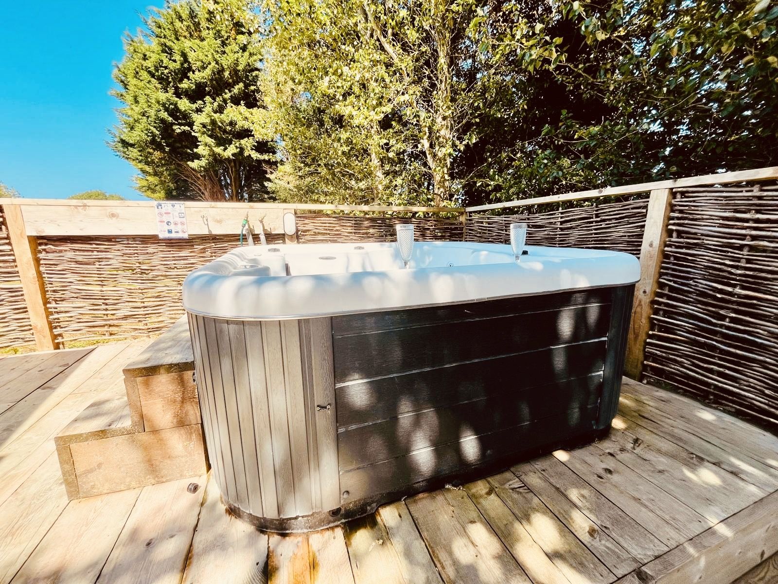 Applegrove 22 Lux Sky image 18