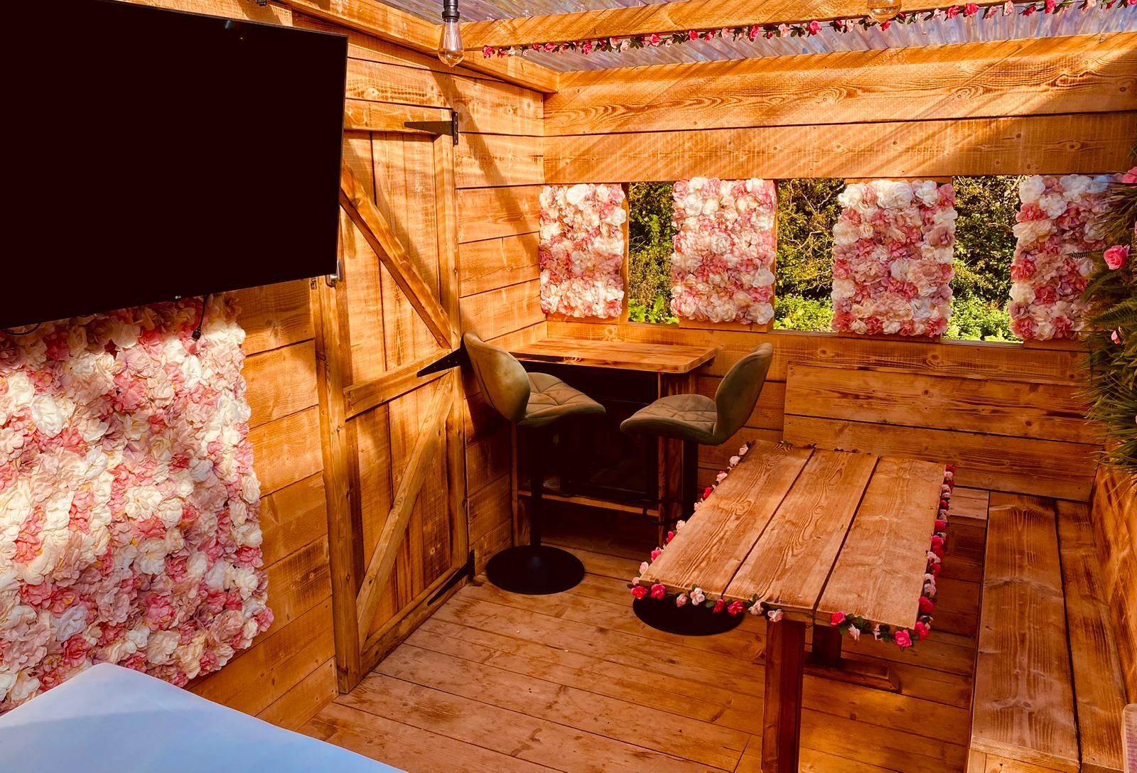 Little Eden - The Blossom Lodge image 12