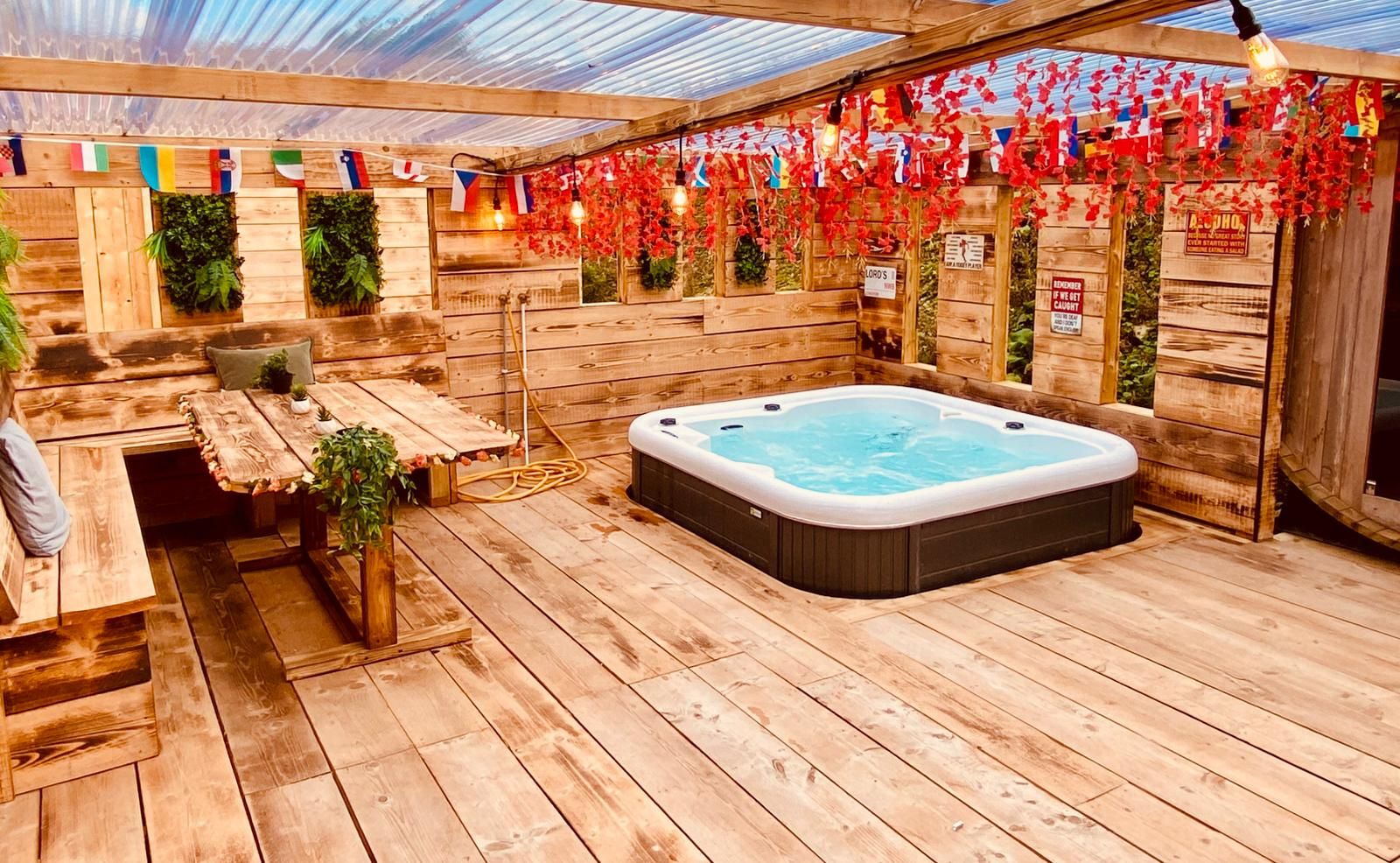 Little Eden - Sports Secret Retreat image 1