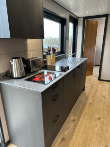 Applegrove Lux Barn 1 photo 4