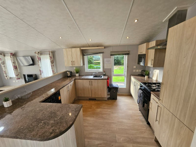 Applegrove 47 - Sycamore photo 2