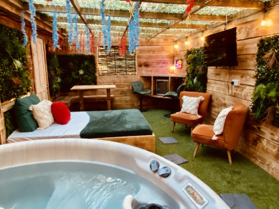 Sherwood Valentino 19 - Secret Retreat photo 4