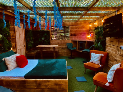 Sherwood Valentino 19 - Secret Retreat photo 5