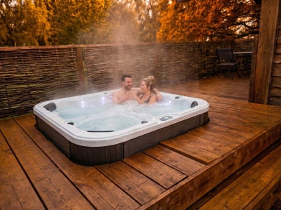 Woodlakes Cosy Larch 9 photo 2