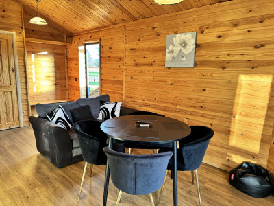 Woodlakes Cosy Larch 13 photo 3