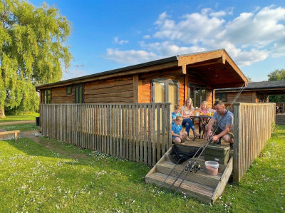 Woodlakes Larch Plus 17 photo 2